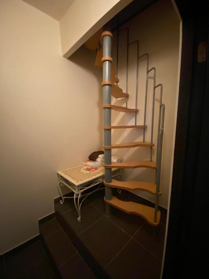 J And R Brussels City Apartment Extérieur photo