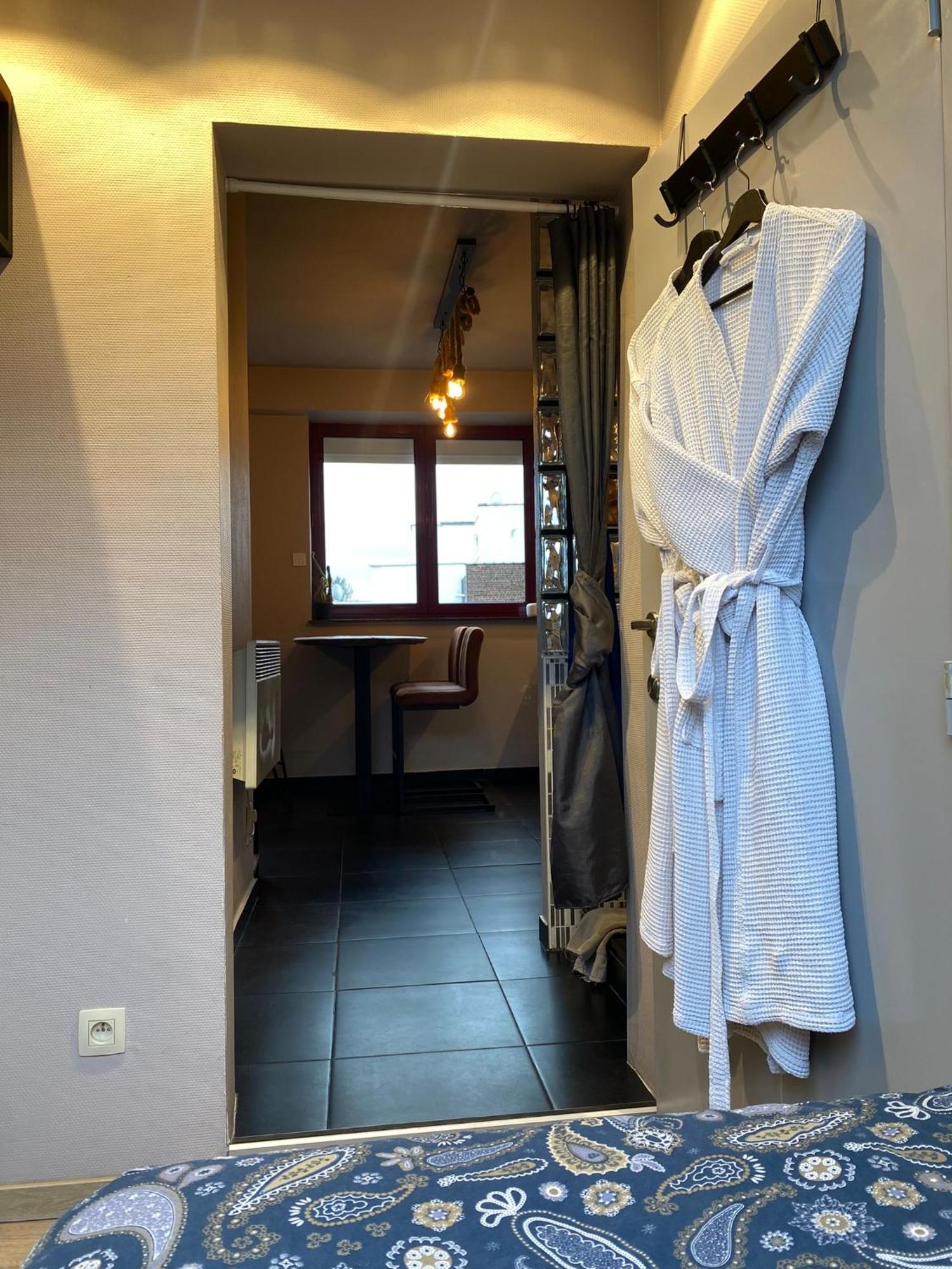 J And R Brussels City Apartment Extérieur photo