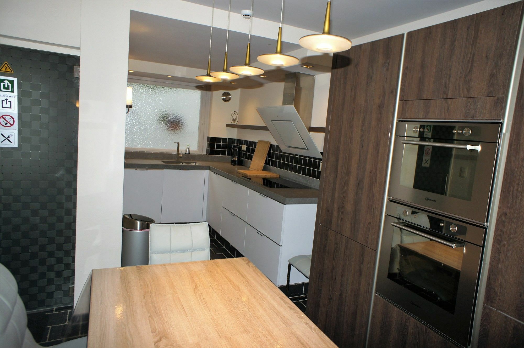 J And R Brussels City Apartment Extérieur photo
